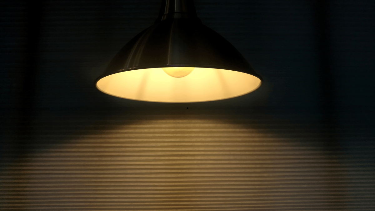 Sensörlü Lamba Sürekli Yanıyor, Ne Yapmalıyım?